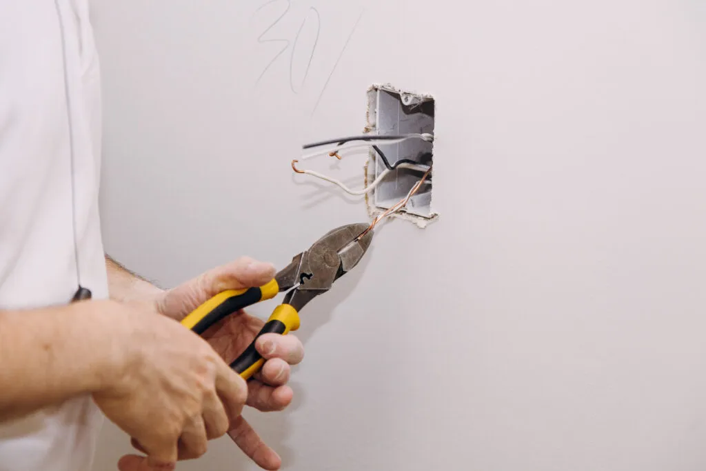 Rental Property Inspection: From Foundation to Roof: Electrical systems